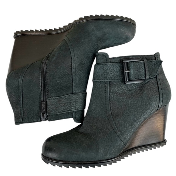 Kenneth Cole Reaction Leather Storm Wedge Ankle Boot- Sz 7 - Picture 7 of 13